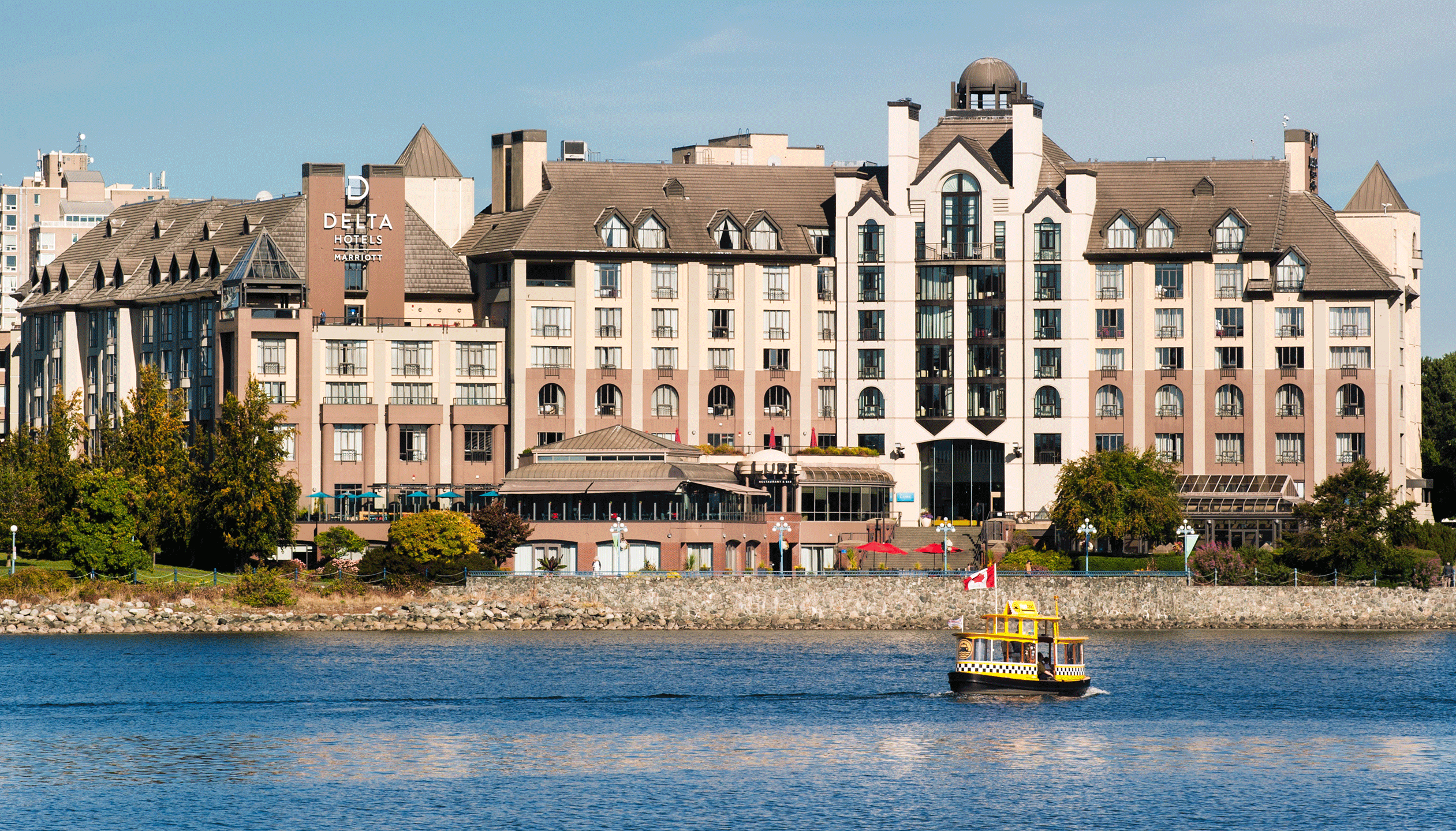 Delta Ocean Pointe Resort Victoria_exterior